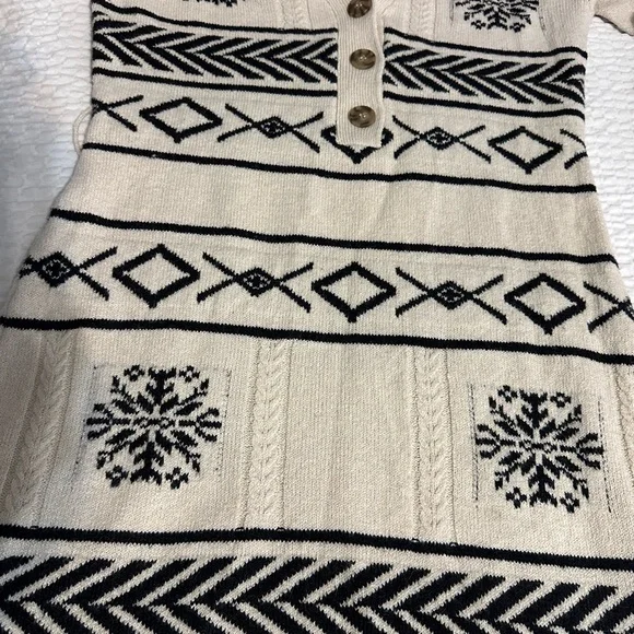 Women’s or Juniors Sweater Dress, Size Medium, Lucky Brand - Picture 12 of 12